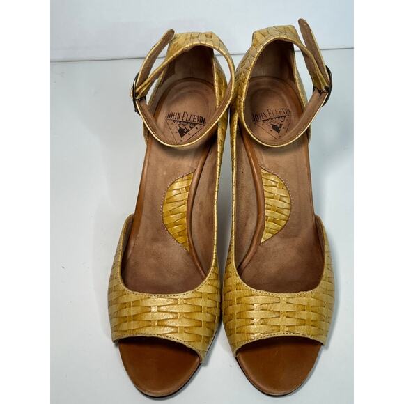 John Fluevog Marvel Yellow Woven Leather Heels with Ankle Strap, Size 8 - Picture 2 of 4